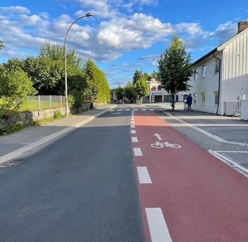 With Common Bath And Kitchen * 利勒哈默尔